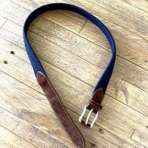 Mens Peter Millar braided belt in navy with chocolate brown buck leather detail.